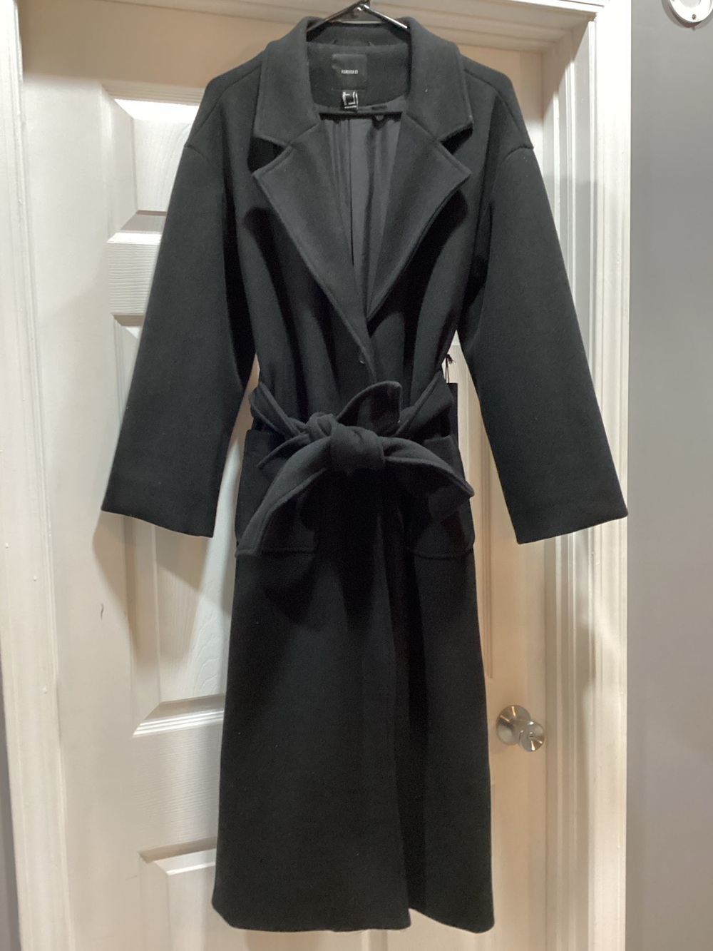 Forever 21 Black Maxi Tie-Waist Coat Dress